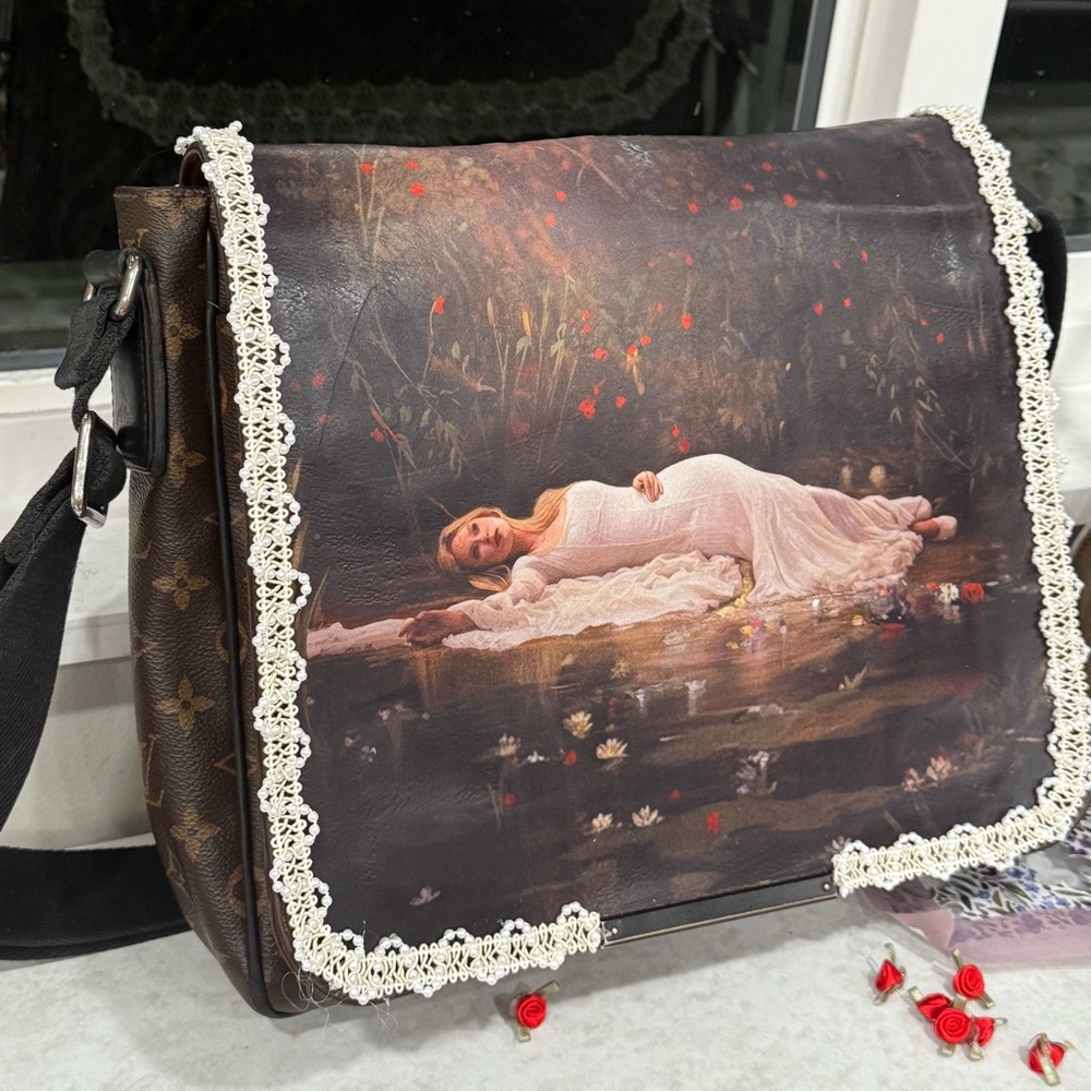 Redesigned Louis Vuitton Monogram Messenger with Taylor Swift Ophelia